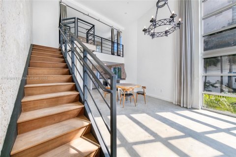 Condominio en alquiler en Miami Beach, Florida, 2 dormitorios, 98.94 m2 № 1973341 - foto 27