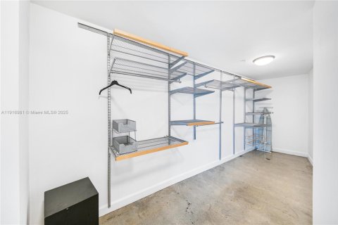 Condominio en alquiler en Miami Beach, Florida, 2 dormitorios, 98.94 m2 № 1973341 - foto 7