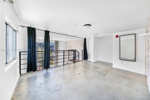 Condominio en alquiler en Miami Beach, Florida, 2 dormitorios, 98.94 m2 № 1973341 - foto 20