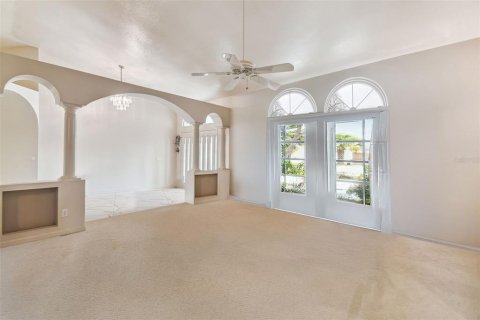 Casa en venta en Punta Gorda, Florida, 4 dormitorios, 227.24 m2 № 1543966 - foto 6