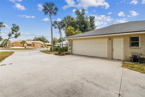 Casa en venta en Punta Gorda, Florida, 4 dormitorios, 227.24 m2 № 1543966 - foto 4