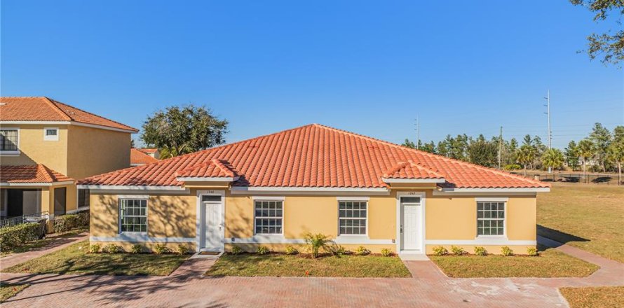 Condo in Poinciana, Florida, 2 bedrooms № 2378308