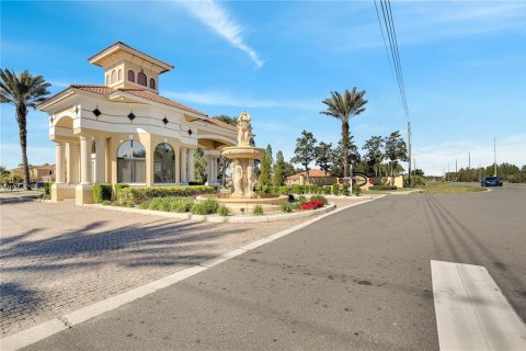 Condo in Poinciana, Florida, 2 bedrooms № 2378308 - photo 29