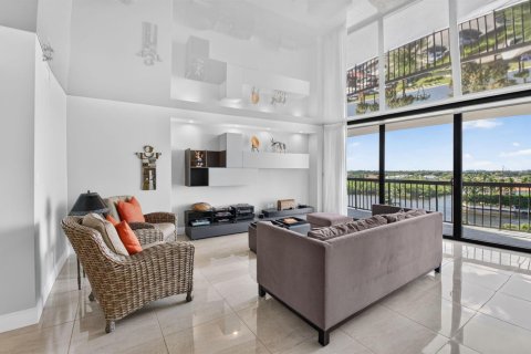 Condo in Highland Beach, Florida, 2 bedrooms  № 2430267 - photo 6