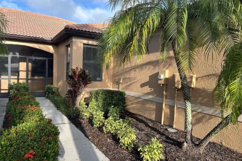 Villa ou maison à louer à Apollo Beach, Floride: 3 chambres, 150.13 m2 № 2388238 - photo 3