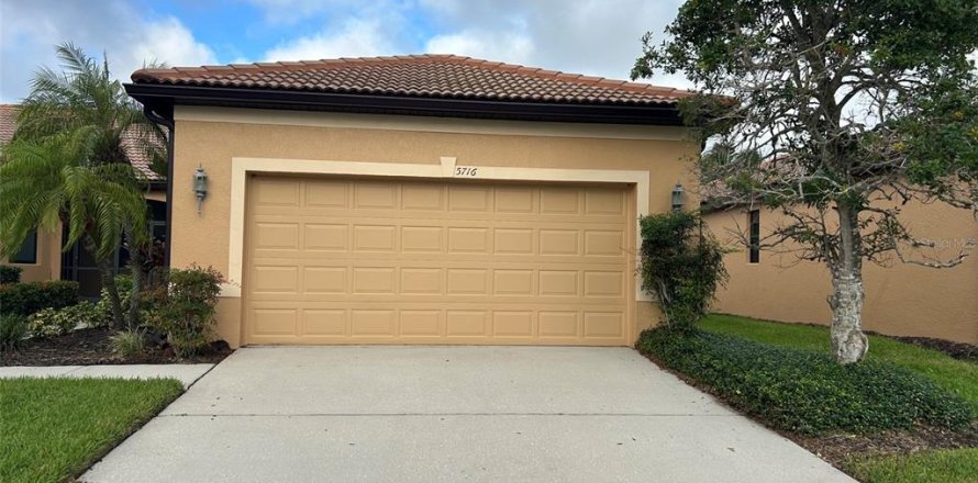 Villa ou maison à Apollo Beach, Floride 3 chambres, 150.13 m2 № 2388238