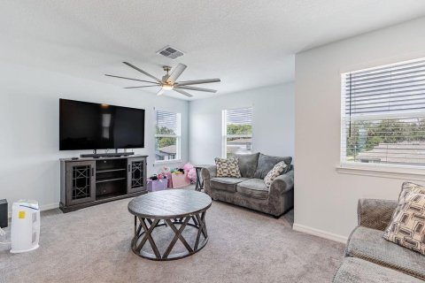 Casa en venta en Leesburg, Florida, 5 dormitorios, 265.33 m2 № 2224444 - foto 16