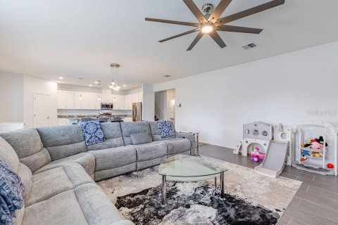 Casa en venta en Leesburg, Florida, 5 dormitorios, 265.33 m2 № 2224444 - foto 13