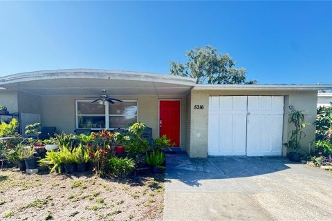 Villa ou maison à vendre à New Port Richey, Floride: 4 chambres, 130.06 m2 № 1659408 - photo 2