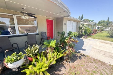 Villa ou maison à vendre à New Port Richey, Floride: 4 chambres, 130.06 m2 № 1659408 - photo 3