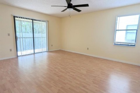 Condo in Wellington, Florida, 3 bedrooms № 2083877 - photo 19