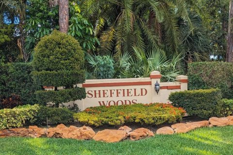 Condo in Wellington, Florida, 3 bedrooms № 2083877 - photo 2