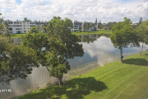 Condo in Boca Raton, Florida, 1 bedroom № 2382503 - photo 15