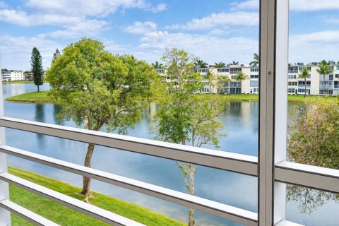 Condo in Boca Raton, Florida, 1 bedroom № 2382503 - photo 20