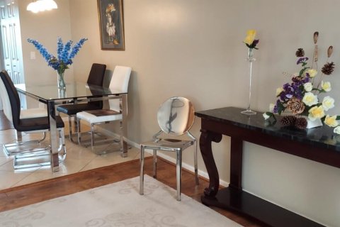 Condo in Boca Raton, Florida, 1 bedroom № 2382503 - photo 11