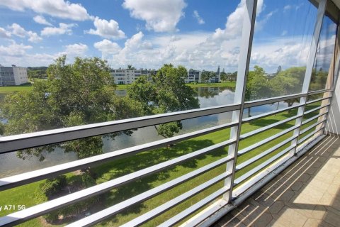Condo in Boca Raton, Florida, 1 bedroom № 2382503 - photo 19