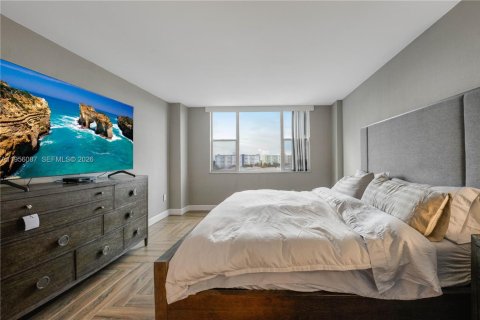 Купить кондоминиум в Холливуд, Флорида 2 спальни, 124.86м2, № 2012034 - фото 12