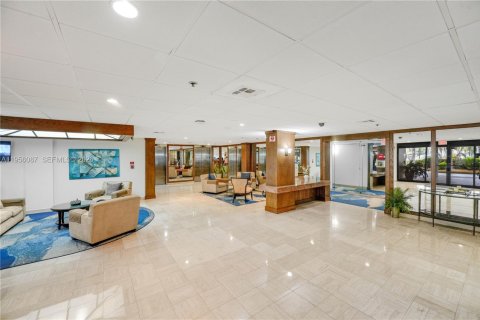 Купить кондоминиум в Холливуд, Флорида 2 спальни, 124.86м2, № 2012034 - фото 19