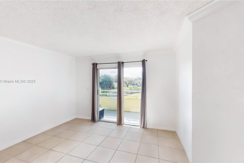 Condominio en venta en Miami, Florida, 2 dormitorios, 97.55 m2 № 1976048 - foto 6