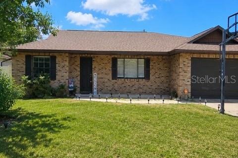 House in Deltona, Florida 3 bedrooms, 142.79 sq.m. № 2321044 - photo 2