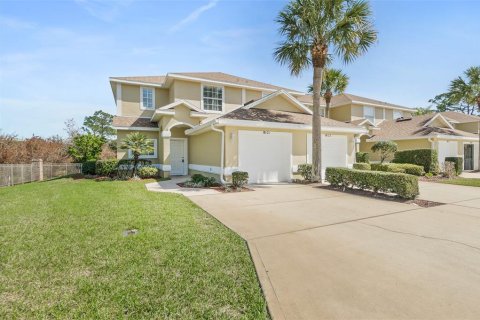 Condo à Flagler Beach, Floride, 3 chambres  № 2136503