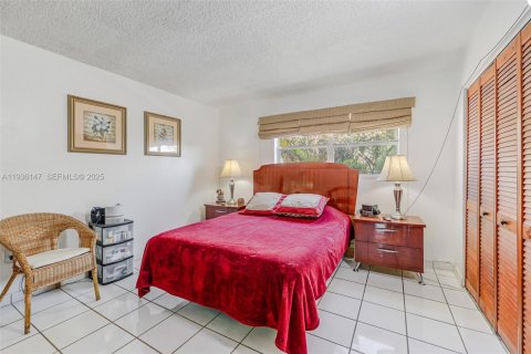 Copropriété à vendre à Miami, Floride: 1 chambre, 85.66 m2 № 1994185 - photo 12
