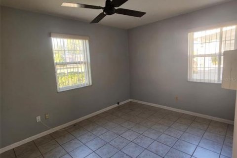 House in Spring Hill, Florida 2 bedrooms, 81.2 sq.m. № 1569538 - photo 17