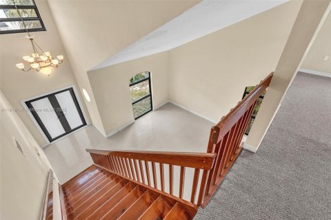 Villa ou maison à vendre à Hialeah, Floride: 4 chambres, 190.45 m2 № 1972052 - photo 26