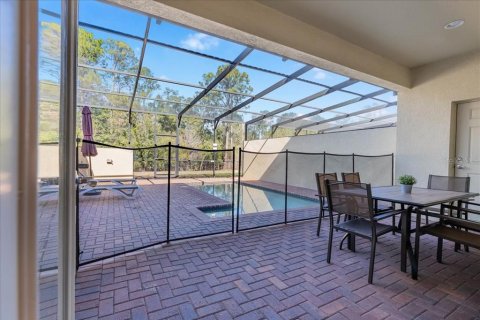 Townhouse in Kissimmee, Florida 4 bedrooms, 195.28 sq.m. № 2102169 - photo 14