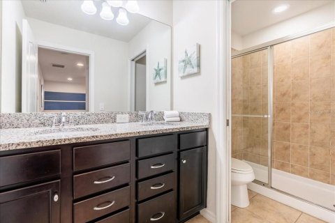 Townhouse in Kissimmee, Florida 4 bedrooms, 195.28 sq.m. № 2102169 - photo 25