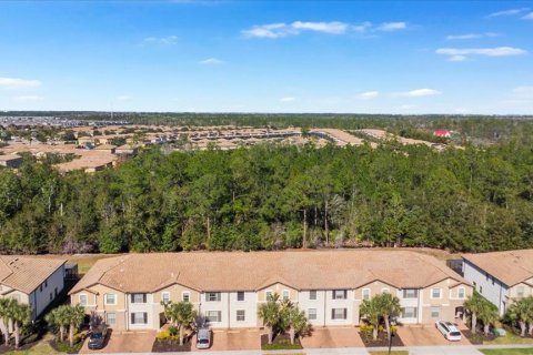 Townhouse in Kissimmee, Florida 4 bedrooms, 195.28 sq.m. № 2102169 - photo 28