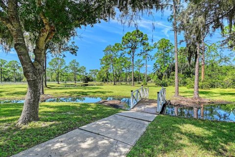 Villa ou maison à vendre à Bradenton, Floride: 4 chambres, 479 m2 № 2399410 - photo 8