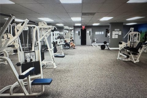 Appartement à louer à Hallandale Beach, Floride: 1 chambre, 85.01 m2 № 1997521 - photo 22