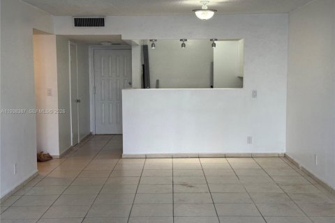 Appartement à louer à Hallandale Beach, Floride: 1 chambre, 85.01 m2 № 1997521 - photo 6