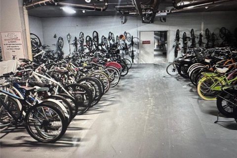 Appartement à louer à Hallandale Beach, Floride: 1 chambre, 85.01 m2 № 1997521 - photo 26