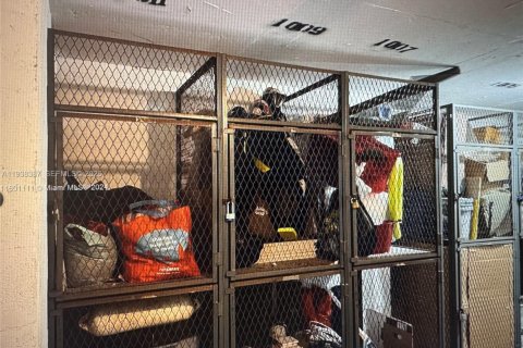 Appartement à louer à Hallandale Beach, Floride: 1 chambre, 85.01 m2 № 1997521 - photo 25