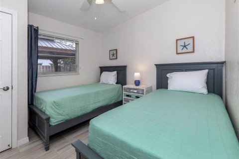 House in Sarasota, Florida 4 bedrooms, 157.38 sq.m. № 1721861 - photo 29