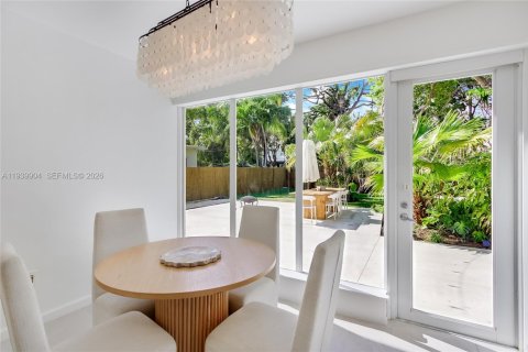 Villa ou maison à vendre à Fort Lauderdale, Floride: 2 chambres, 109.07 m2 № 1998818 - photo 5