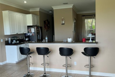 Villa ou maison à vendre à Port St. Lucie, Floride: 4 chambres, 221.29 m2 № 1922731 - photo 23