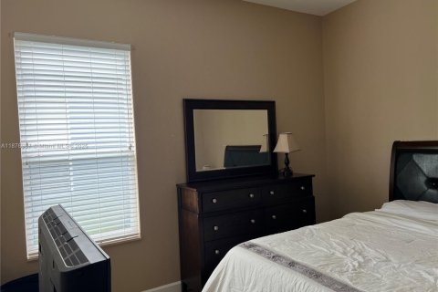 Villa ou maison à vendre à Port St. Lucie, Floride: 4 chambres, 221.29 m2 № 1922731 - photo 30