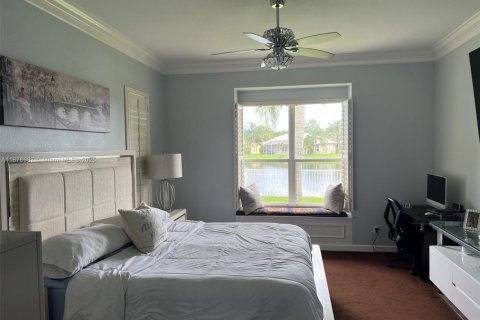 Villa ou maison à vendre à Port St. Lucie, Floride: 4 chambres, 221.29 m2 № 1922731 - photo 13