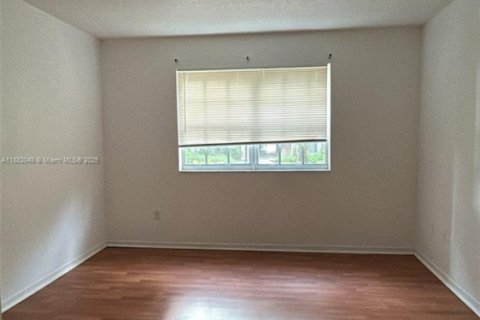 Condominio en venta en Pembroke Pines, Florida, 2 dormitorios, 104.98 m2 № 1924955 - foto 14