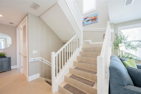 House in Bradenton Beach, Florida 6 bedrooms, 288.28 sq.m. № 1747524 - photo 23