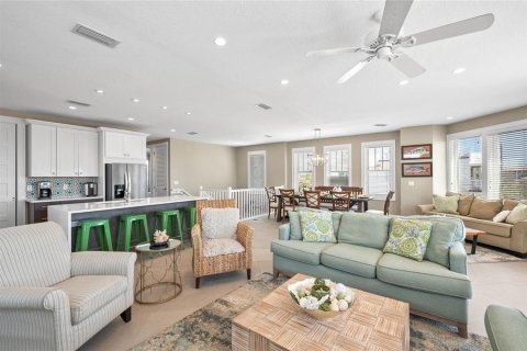 House in Bradenton Beach, Florida 6 bedrooms, 288.28 sq.m. № 1747524 - photo 6