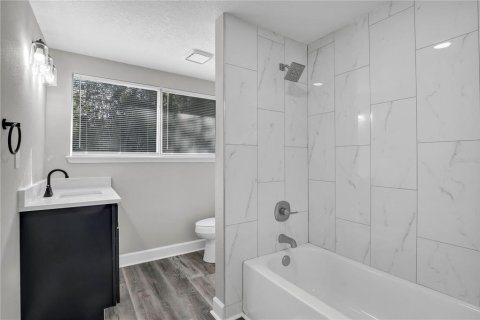 Casa en venta en Green Cove Springs, Florida, 4 dormitorios, 229.65 m2 № 1886155 - foto 29
