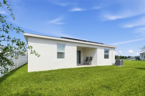 House in Groveland, Florida 4 bedrooms, 196.02 sq.m. № 2395914 - photo 3