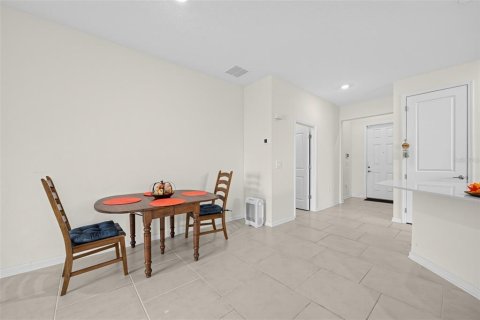 House in Groveland, Florida 4 bedrooms, 196.02 sq.m. № 2395914 - photo 11