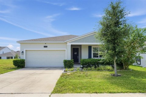House in Groveland, Florida 4 bedrooms, 196.02 sq.m. № 2395914