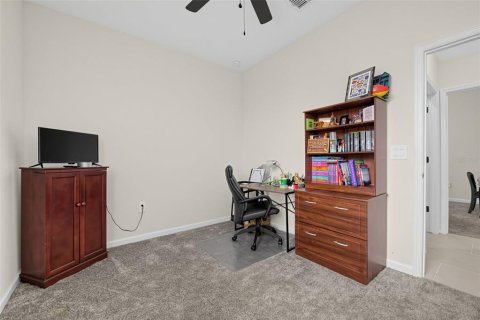 House in Groveland, Florida 4 bedrooms, 196.02 sq.m. № 2395914 - photo 28