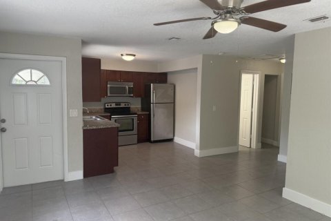 Apartamento en alquiler en Fort Lauderdale, Florida, 2 dormitorios, 74.32 m2 № 2085774 - foto 5